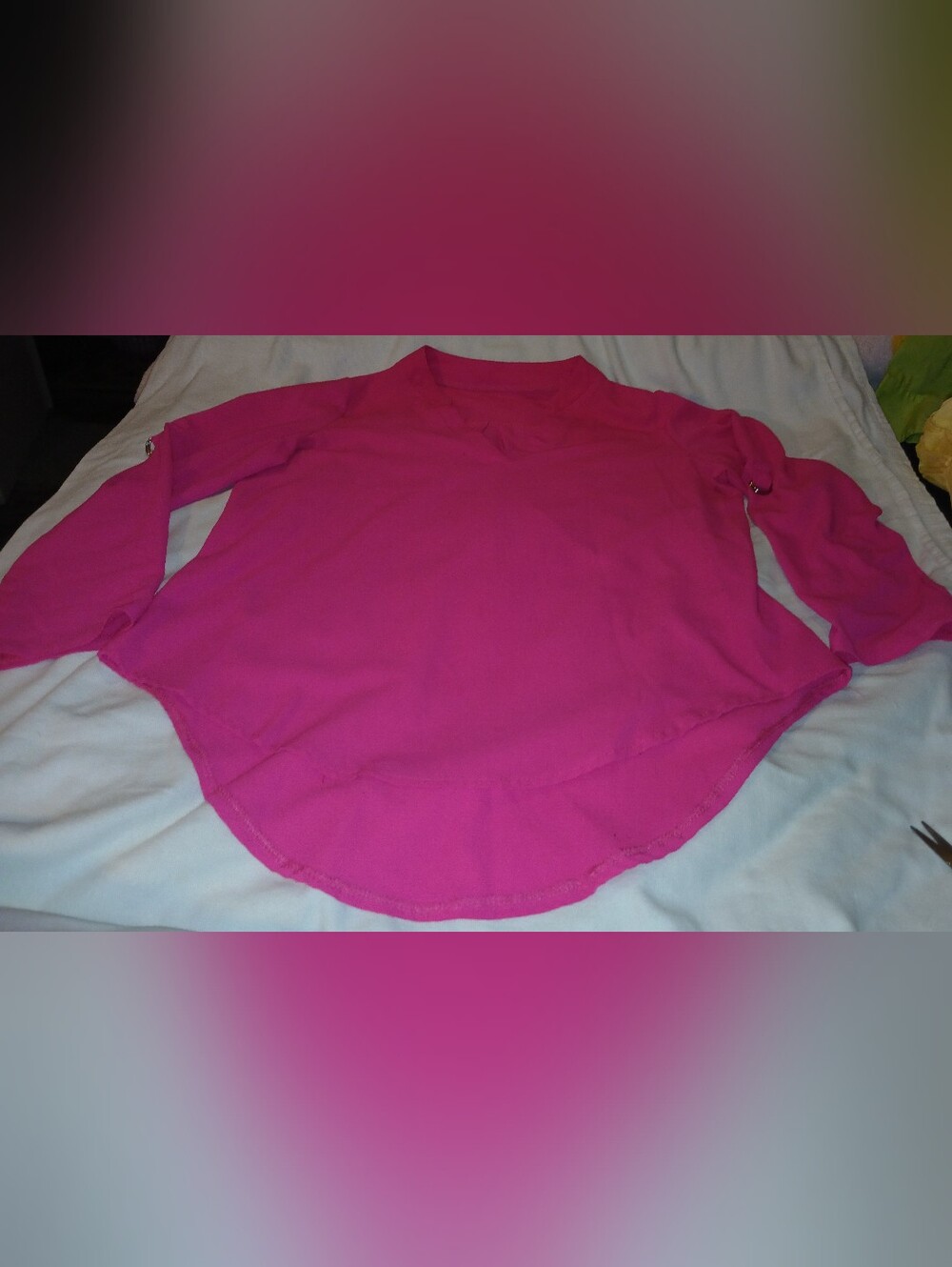 Pre-loved Women's Hot Pink Long Sleeve Blouse.